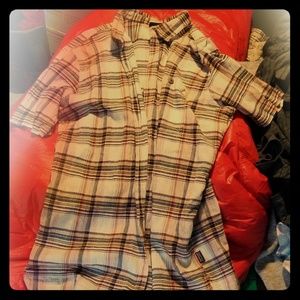 Patagonia Men's XL organic cotton buttin shirt